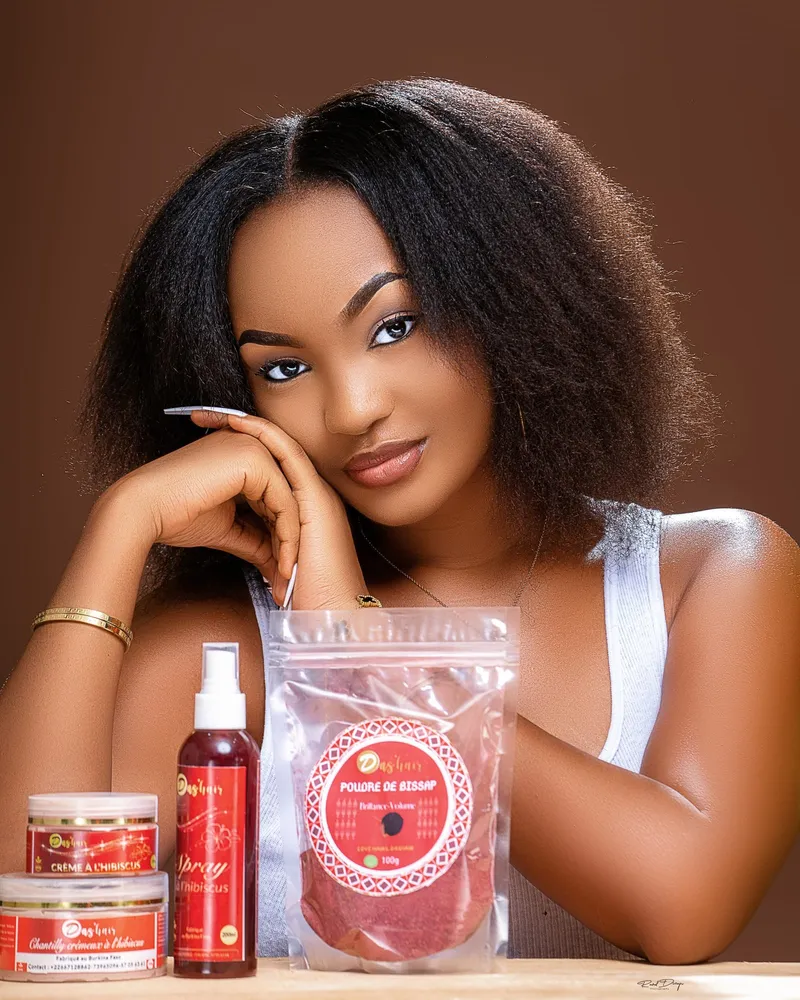 Poudre de kalgo et gamme à l'hibiscus Das'hair