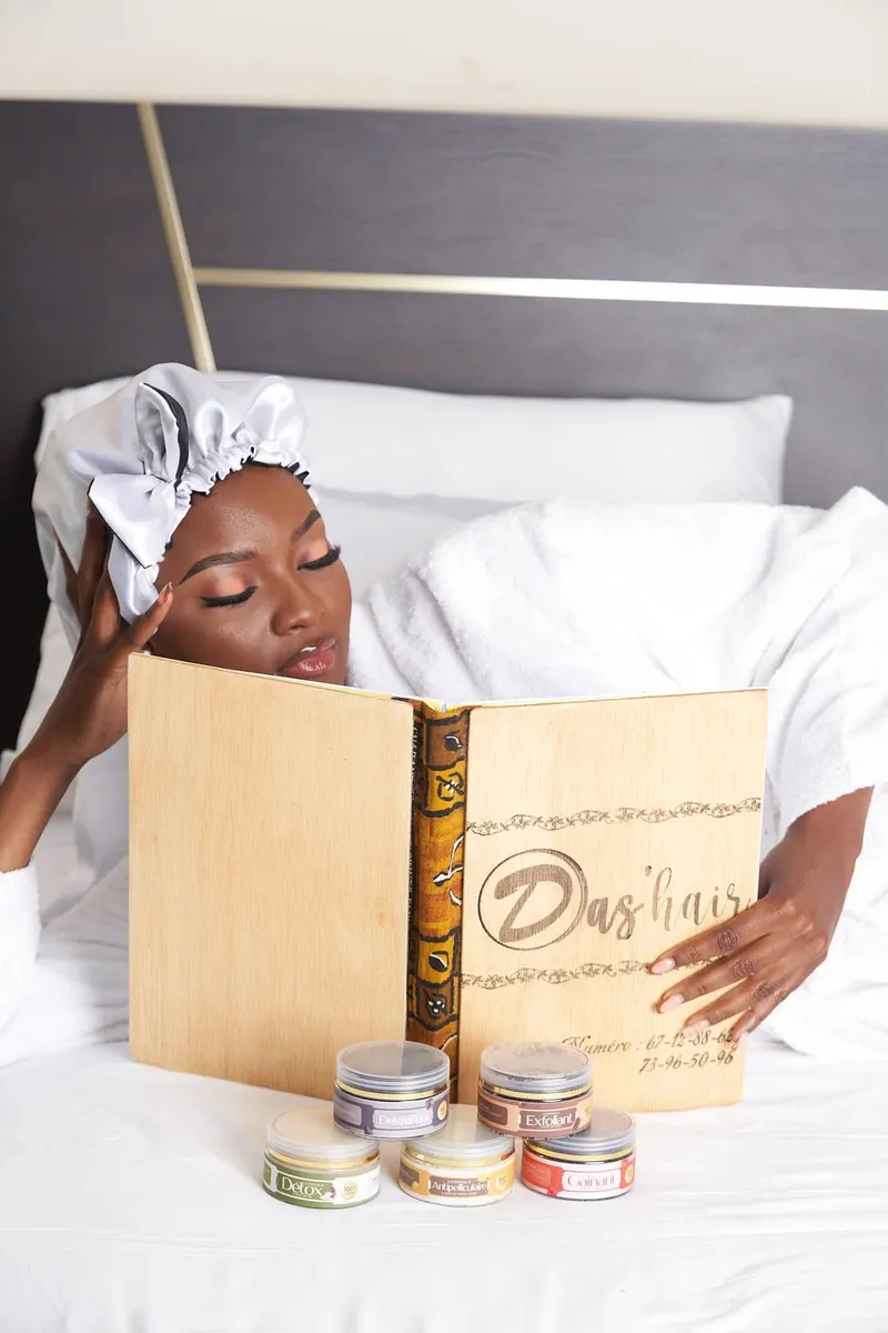 Routine capillaire du soir avec bonnet en satin et soins Das'hair